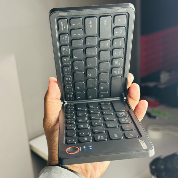 GearUP B023 Rechargeable Ultra Slim Folding Pocket Bluetooth Keyboard - Image 4